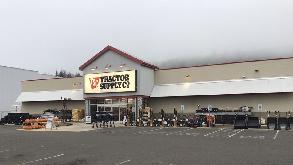 TRACTOR SUPPLY Updated June 2024 2648 Coweeman Park Dr, Kelso