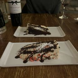 Mangia Mangia Italian Grill - Peanut butter cake