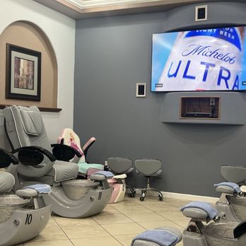 Chloe Nails - Nail Salons Near Me - Killeen, Texas