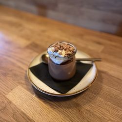 Lucca Taverna - Chocolate mousse dessert special
