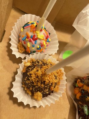VG Donut & Bakery by null