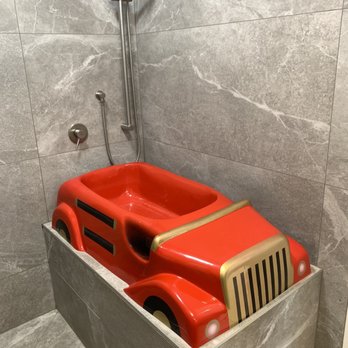 driftaway queenstown - Children's bath tub in family private room - Resorts Near Me - Queenstown, OTA