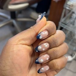 Attractive Nails Two - Graduation nails