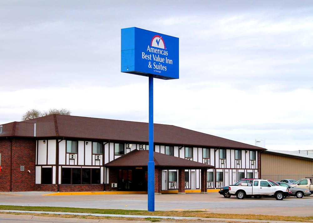 AMERICAS BEST VALUE INN & SUITES 14 Photos 215 E Se St, Broken Bow, Nebraska Hotels