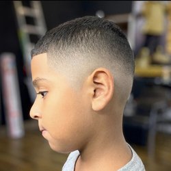 Royce Barbershop - Haircut kid