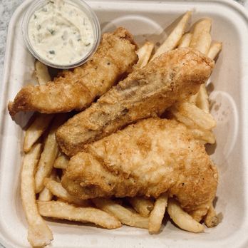 Burien Fish House - Captain's Platter with Fries and Habanero Tartar - Seafood Near Me - Burien, Washington Burien Fish House - Captain's Platter with Fries and Habanero Tartar - Seafood Near Me - Burien, Washington