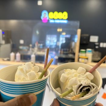 GoGo Creamery - two bowls of ice cream - Ice Cream & Frozen Yogurt Near Me - Greenville, North Carolina GoGo Creamery - two bowls of ice cream - Ice Cream & Frozen Yogurt Near Me - Greenville, North Carolina
