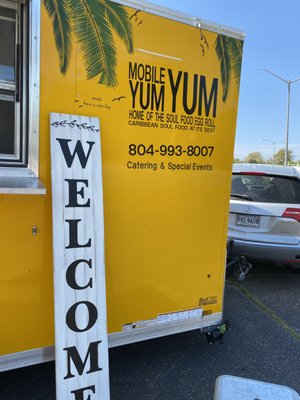 Mobile Yum Yum Food Truck & Catering by null