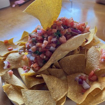 Olympic Cafe - Chips & salsa appetizer. - Seafood Near Me - Kapaa, Hawaii