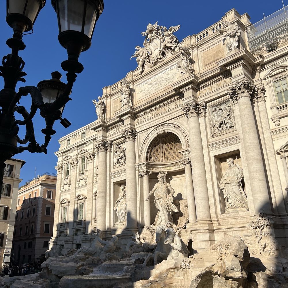 Fontana di Trevi - Landmarks & Historical Buildings Near Me - Rome, RM Fontana di Trevi - Landmarks & Historical Buildings Near Me - Rome, RM