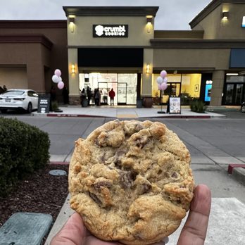 Crumbl - Salinas - Chocolate Chip - Bakeries Near Me - Salinas, California Crumbl - Salinas - Chocolate Chip - Bakeries Near Me - Salinas, California