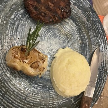 Spurrier's Gridiron Grille - 6 oz filet with mashed potatoes. - American Near Me - Gainesville, Florida Spurrier's Gridiron Grille - 6 oz filet with mashed potatoes. - American Near Me - Gainesville, Florida