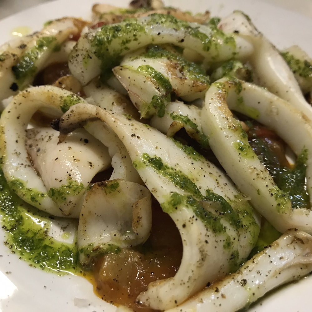El Xampanyet - Tapas Bars Near Me - Barcelona, B El Xampanyet - Tapas Bars Near Me - Barcelona, B