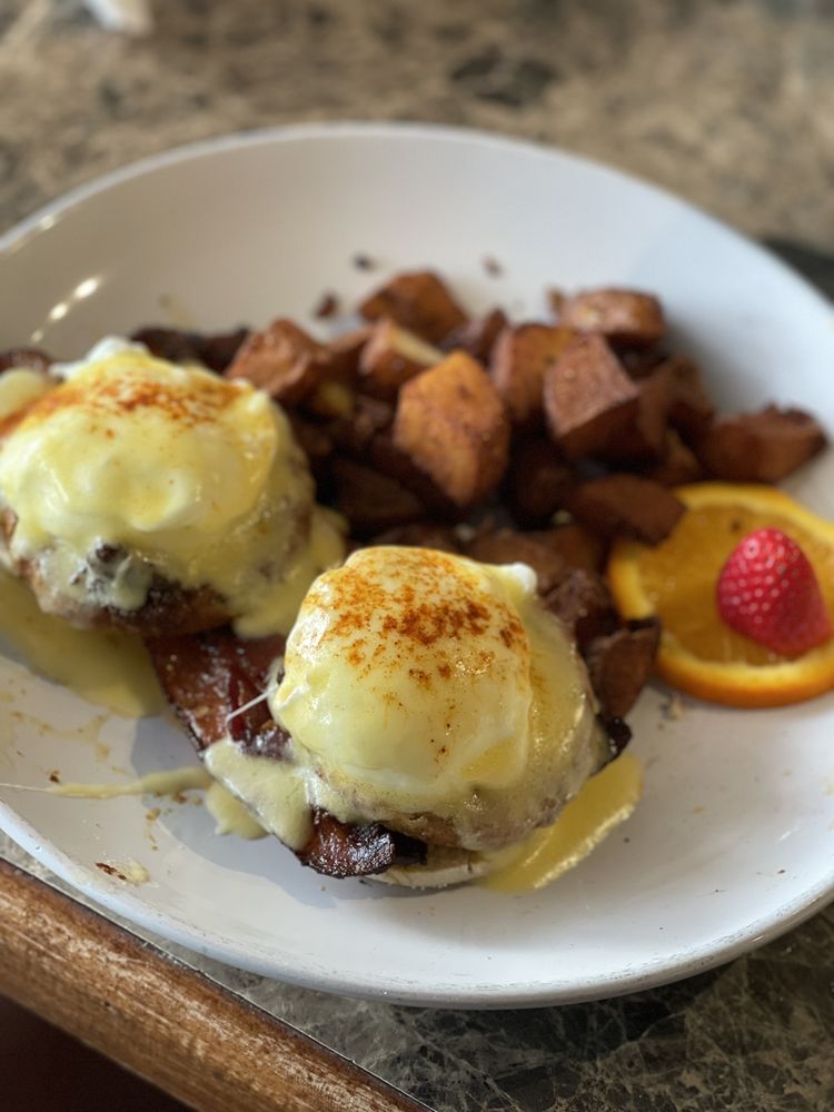 Sage Biscuit Cafe