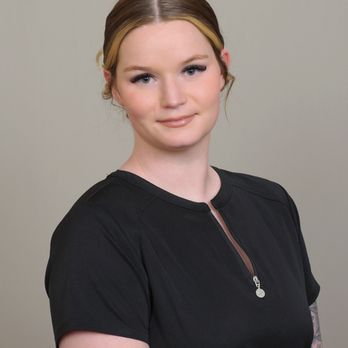 Advanced Dermatology and Cosmetic Surgery - Savannah Ross, Clinical Aesthetician - Dermatologists Near Me - Fairfax, Virginia Advanced Dermatology and Cosmetic Surgery - Savannah Ross, Clinical Aesthetician - Dermatologists Near Me - Fairfax, Virginia