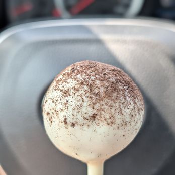 Starbucks - Cookies and cream cake pop - Coffee & Tea Near Me - Mississauga, Ontario Starbucks - Cookies and cream cake pop - Coffee & Tea Near Me - Mississauga, Ontario