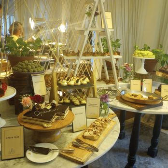 Anchor & Den - Dessert bar - Comfort Food Near Me - Grand Cayman, Florida Anchor & Den - Dessert bar - Comfort Food Near Me - Grand Cayman, Florida