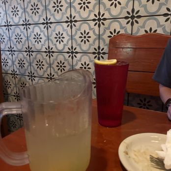 La Cazuela Mexican Grill - Size of pitcher compared to water glasses. - Mexican Near Me - Jackson, Mississippi La Cazuela Mexican Grill - Size of pitcher compared to water glasses. - Mexican Near Me - Jackson, Mississippi