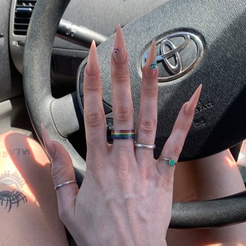 Le'von Nail Spa - Nail Salons Near Me - Kent, Washington Le'von Nail Spa - Nail Salons Near Me - Kent, Washington