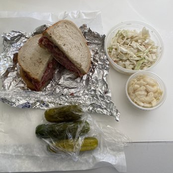 Sandwich Express - Sandwich pickles coleslaw and macaroni salad - Delis Near Me - Plainview, New York