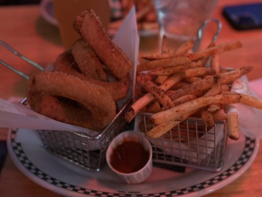 Barney's Beanery by null