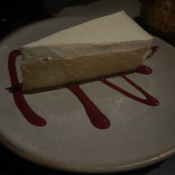 Six Seven Restaurant - Key Lime Pie - New American Near Me - Seattle, Washington Six Seven Restaurant - Key Lime Pie - New American Near Me - Seattle, Washington
