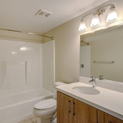 Harborside Marina Bay by Apartment Management Consultants - Bathroom