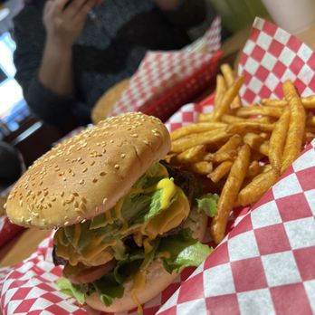 Jimmy's Big Burger - Avocado Cheese Burger Combo - American Near Me - Lake Worth, Texas Jimmy's Big Burger - Avocado Cheese Burger Combo - American Near Me - Lake Worth, Texas