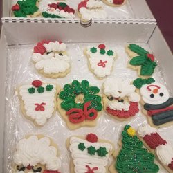 Creative Cakes by Luanne - Our office received some cookies made by Creative Cakes! So cute