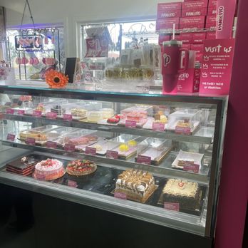Loaded Cafe - American Near Me - Placentia, California