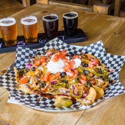 Bee's Knees Brewing