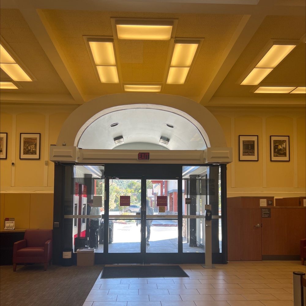 WELLS FARGO BANK Updated September 2024 1920 Tice Valley Blvd