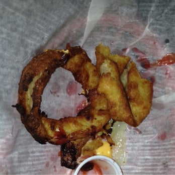 Squire Lounge & Patio - Burnt and tasteless onion rings - Sports Bars Near Me - Billings, Montana