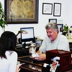 Belle Roche Estate Jewelry Buyers - Buyer/Manager Dano McCarthy