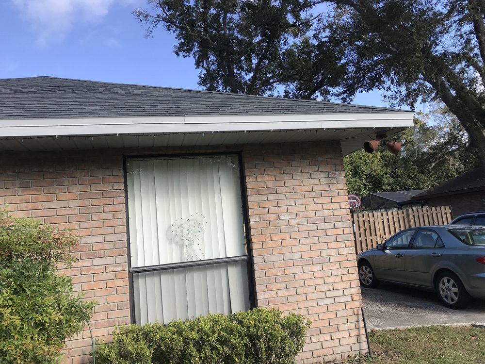 Slide of CB Roofing Construction