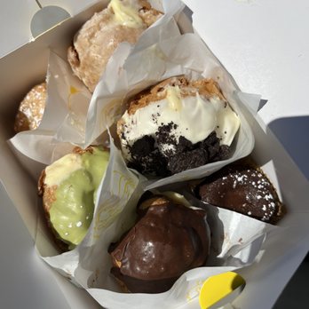 Beard Papa's - a box of desserts - Bakeries Near Me - Charlotte, North Carolina