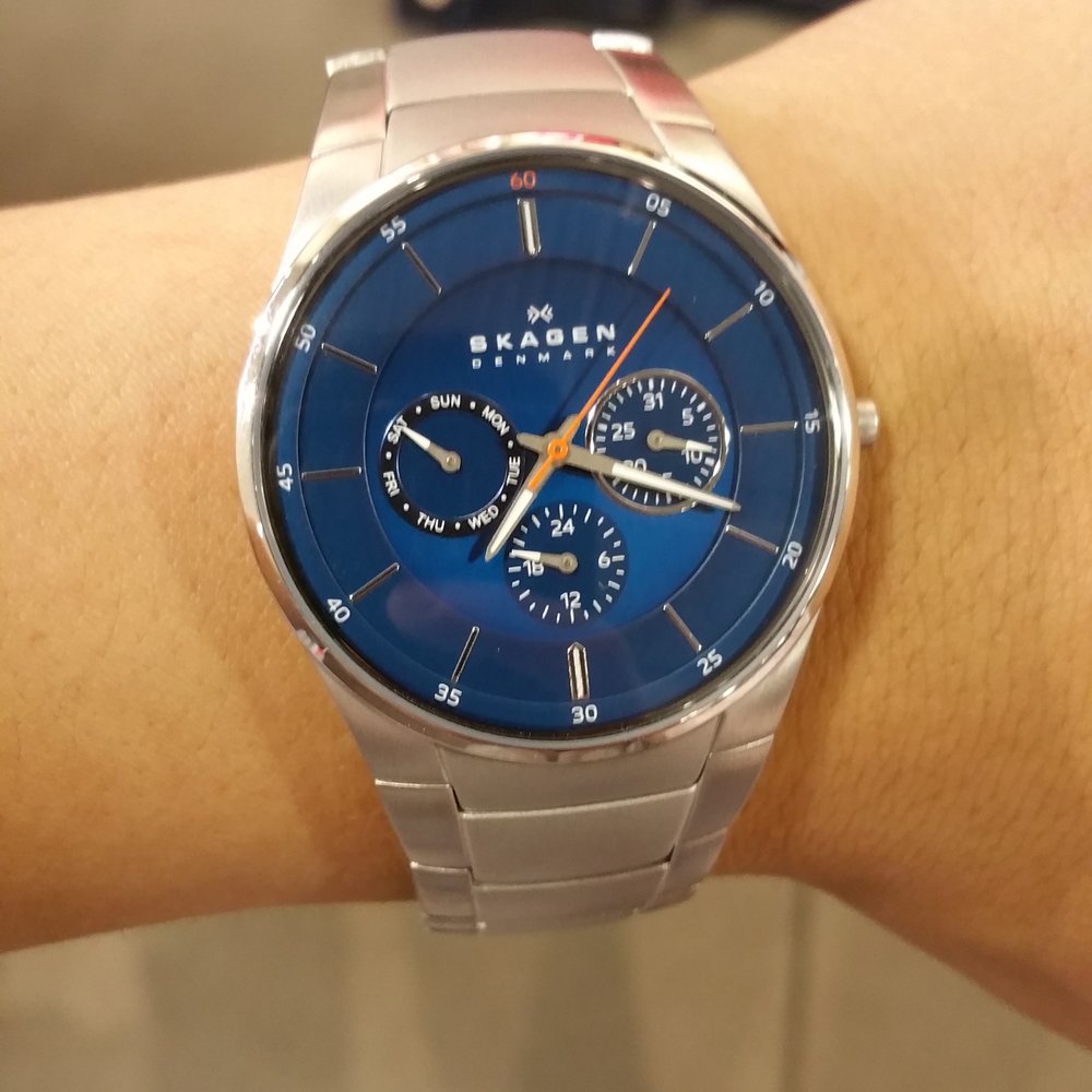 Skagen mens watch. Skagen mens watch.