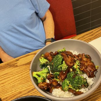 P.F. Chang's - Beef broccoli with white rice hot and delicious - Asian Fusion Near Me - Cerritos, California P.F. Chang's - Beef broccoli with white rice hot and delicious - Asian Fusion Near Me - Cerritos, California