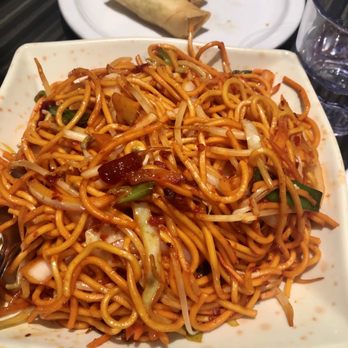 Hakka Legend Asian Cuisine - Vegetable Schezwan noodles - Halal Near Me - Toronto, Ontario Hakka Legend Asian Cuisine - Vegetable Schezwan noodles - Halal Near Me - Toronto, Ontario