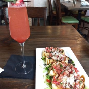 EATaliano Kitchen - Strawberry Basil Bellini and Bruchetta.  It was so good and all the ingredients were fresh. - Pizza Near Me - Atlanta, Georgia