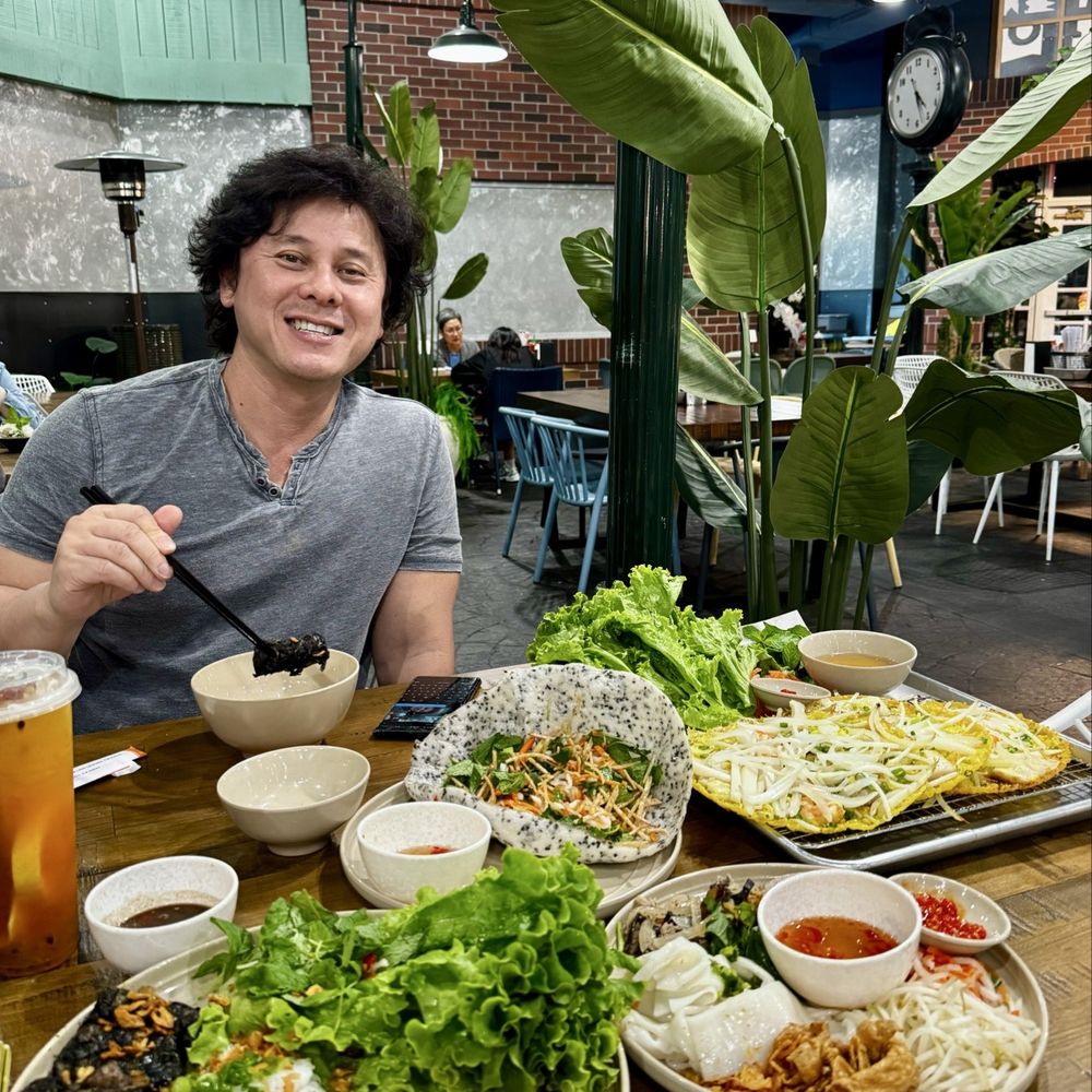 Joe’s Pho - Inside vibes - Vietnamese Near Me - Dublin, California