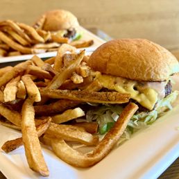 Bacon Cheeseburger