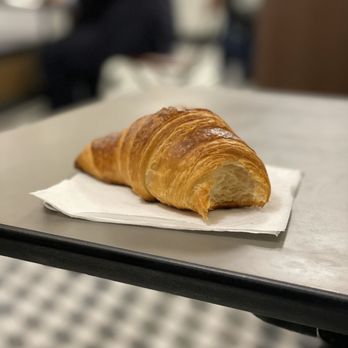Le Moulin de la Vierge - Mmm... croissant! - Bakeries Near Me - Paris, 75 Le Moulin de la Vierge - Mmm... croissant! - Bakeries Near Me - Paris, 75