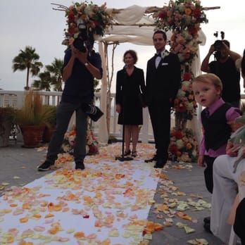 Blossom Floral - Flower petals - Florists Near Me - Santa Monica, California