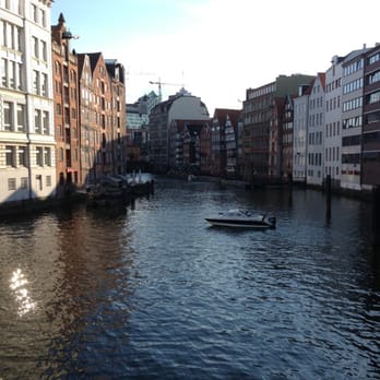 Nikolaifleet - Local Flavor Near Me - Hamburg, HH