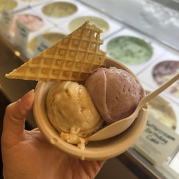 Gooey butter cake and bridgerton flavor! Gooey butter cake and bridgerton flavor!