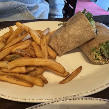 Red Heat Tavern - honey mustard wrap - American Near Me - South Windsor, Connecticut