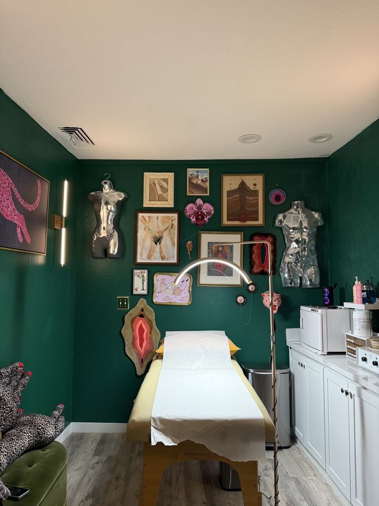 Not So Sweet Sugaring Logo