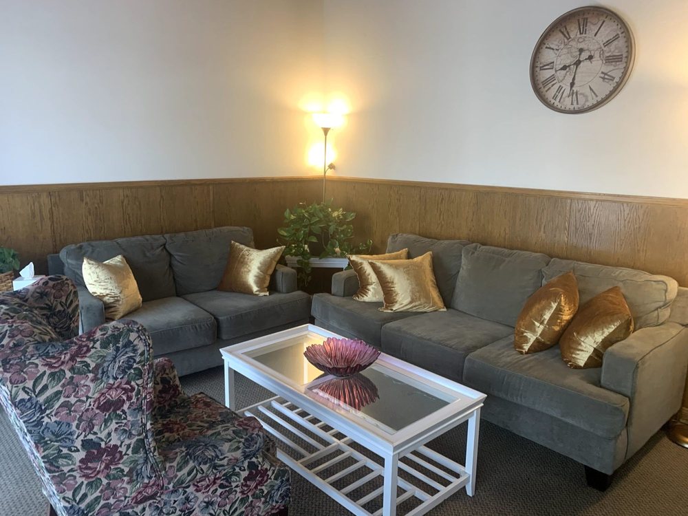 Lauren Reminger, MA - grief counselor in Menifee, CA