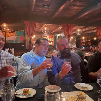 Vernon's Speakeasy - Steakhouses Near Me - Los Ranchos, New Mexico